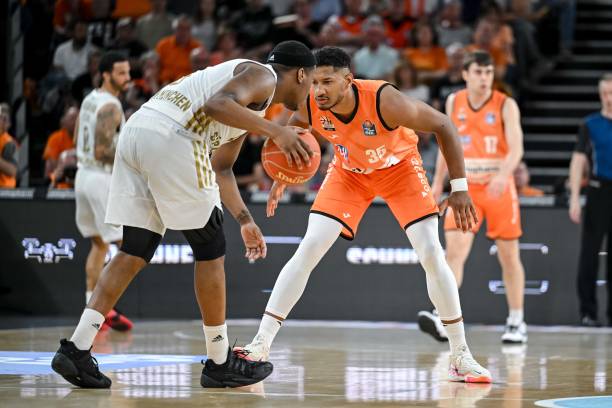 是跌宕起伏 是跌宕起伏