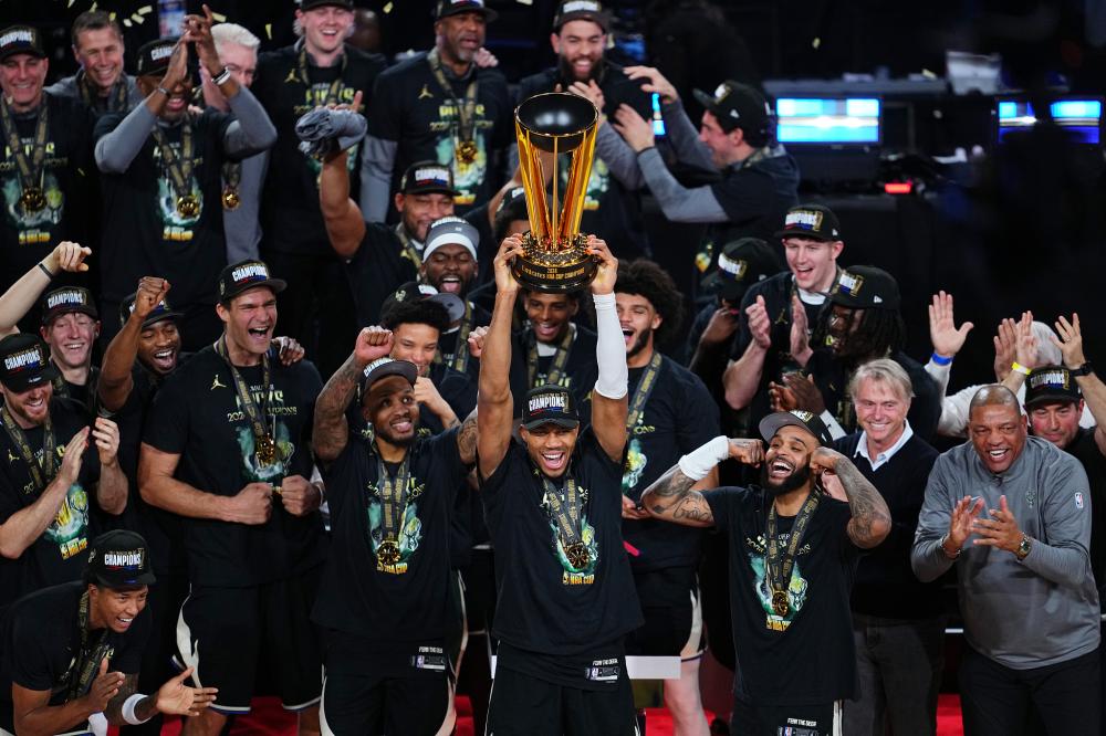 现出强劲的 现出强劲的