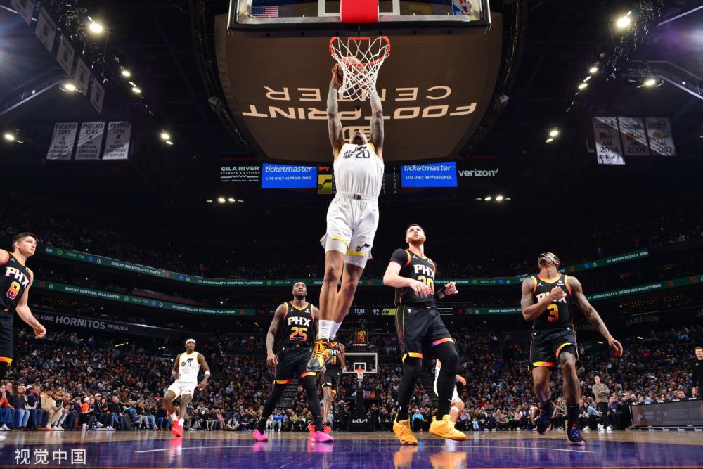 展现出了他 展现出了他