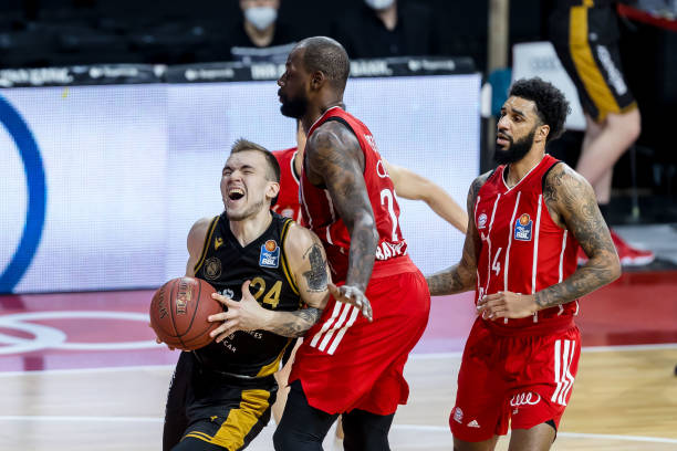 行球员交易 行球员交易