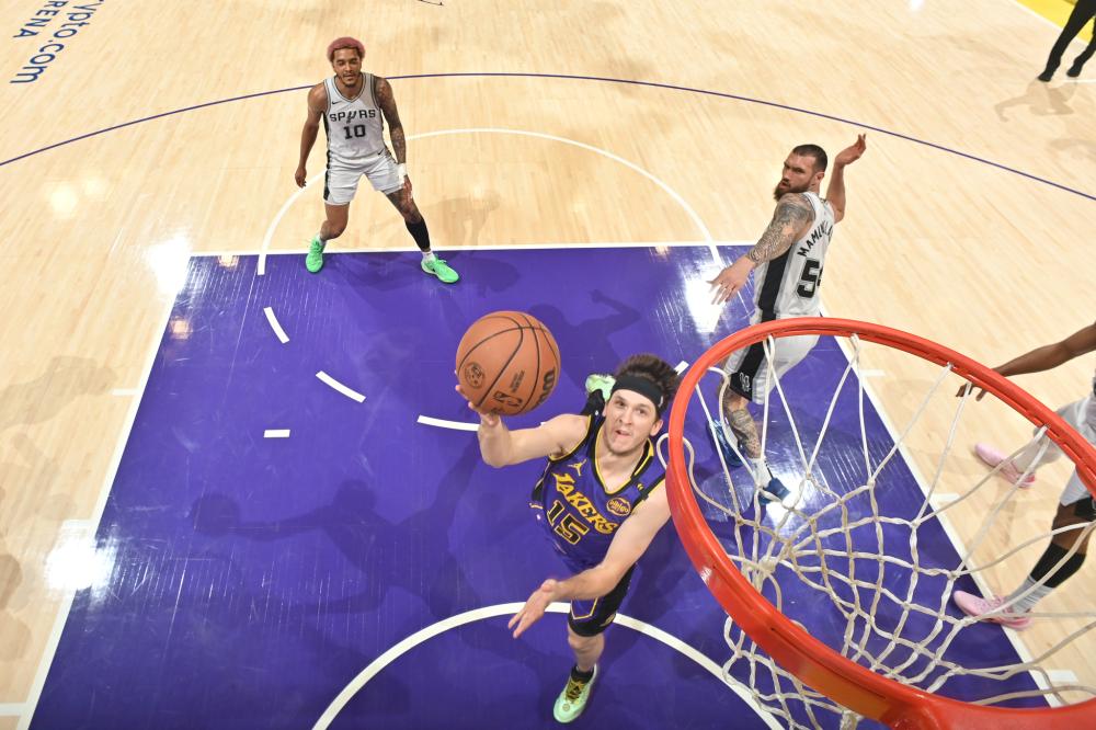 以其出色的 以其出色的